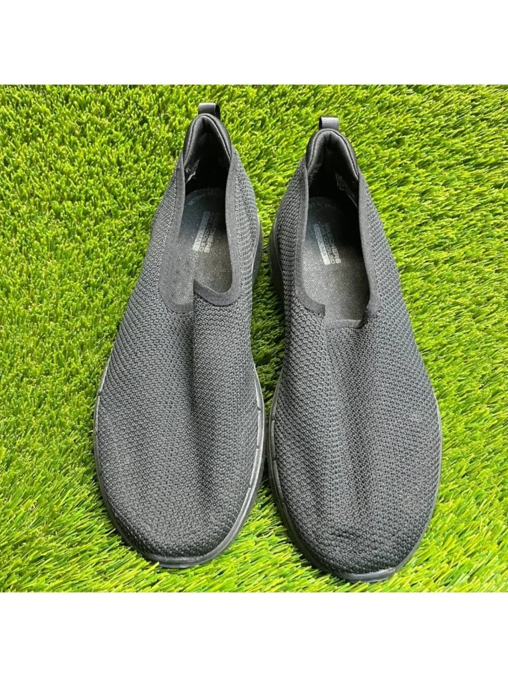 Skechers please review